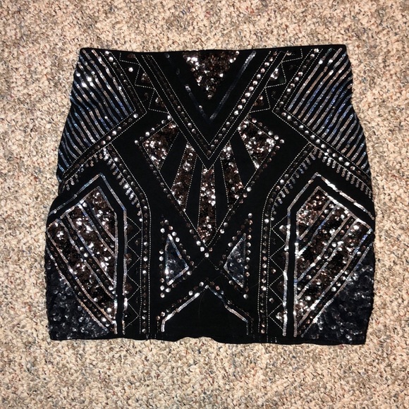 Express Dresses & Skirts - Express Sequin Skirt